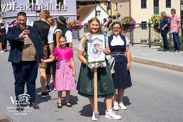 Foto Laudi_ Volksfestzug-8.jpg
